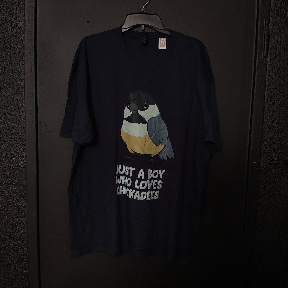 NWT Gildan "Just A Boy Who Loves Chickadees" Navy Blue T-Shirt Size 2XL